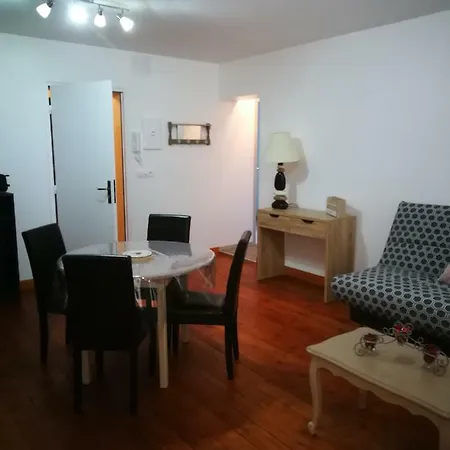 Beau T2 Lumineux 1er Etage Appartement