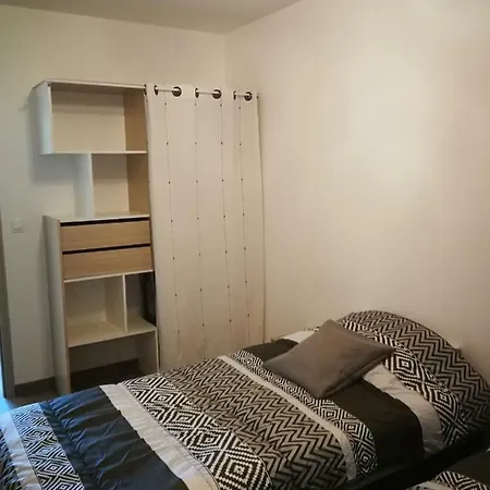 Beau T2 Lumineux 1er Etage Appartement Rochefort